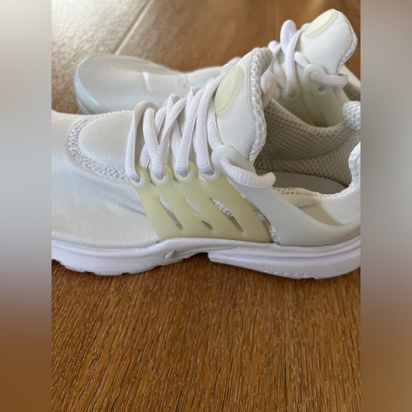 Nike men’s Air Presto - Picture 2 of 4